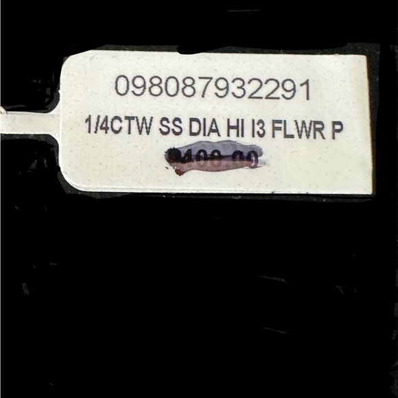 DIAMOND AND SILVER FLORAL PENDANT NECKLACE - Picture 7 of 8